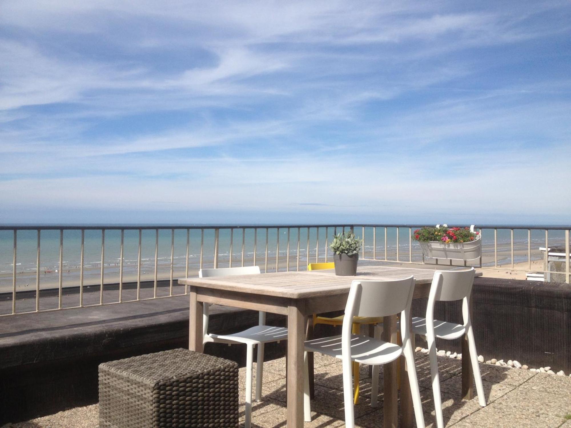 Апартаменти Zeedijk44 - Frontal Sea View Penthouse Де-Панне Екстер'єр фото